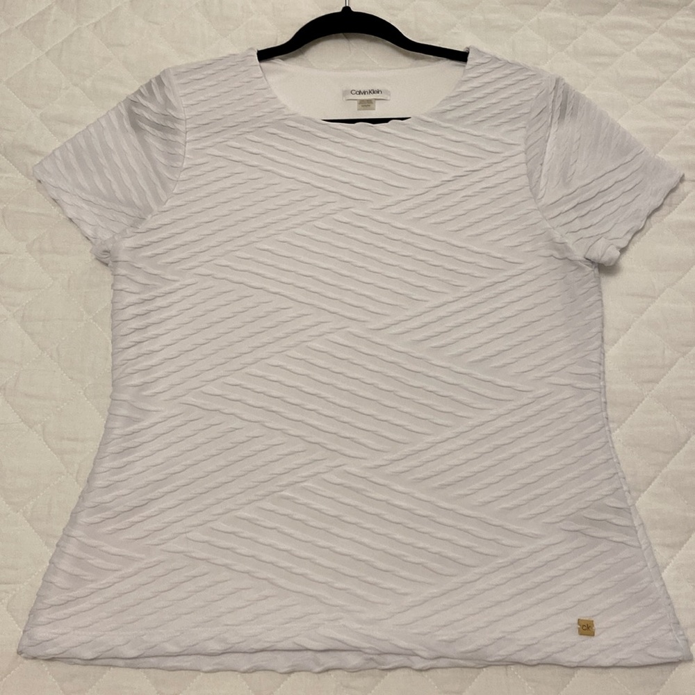 Calvin Klein White Short Sleeve Top Size Medium